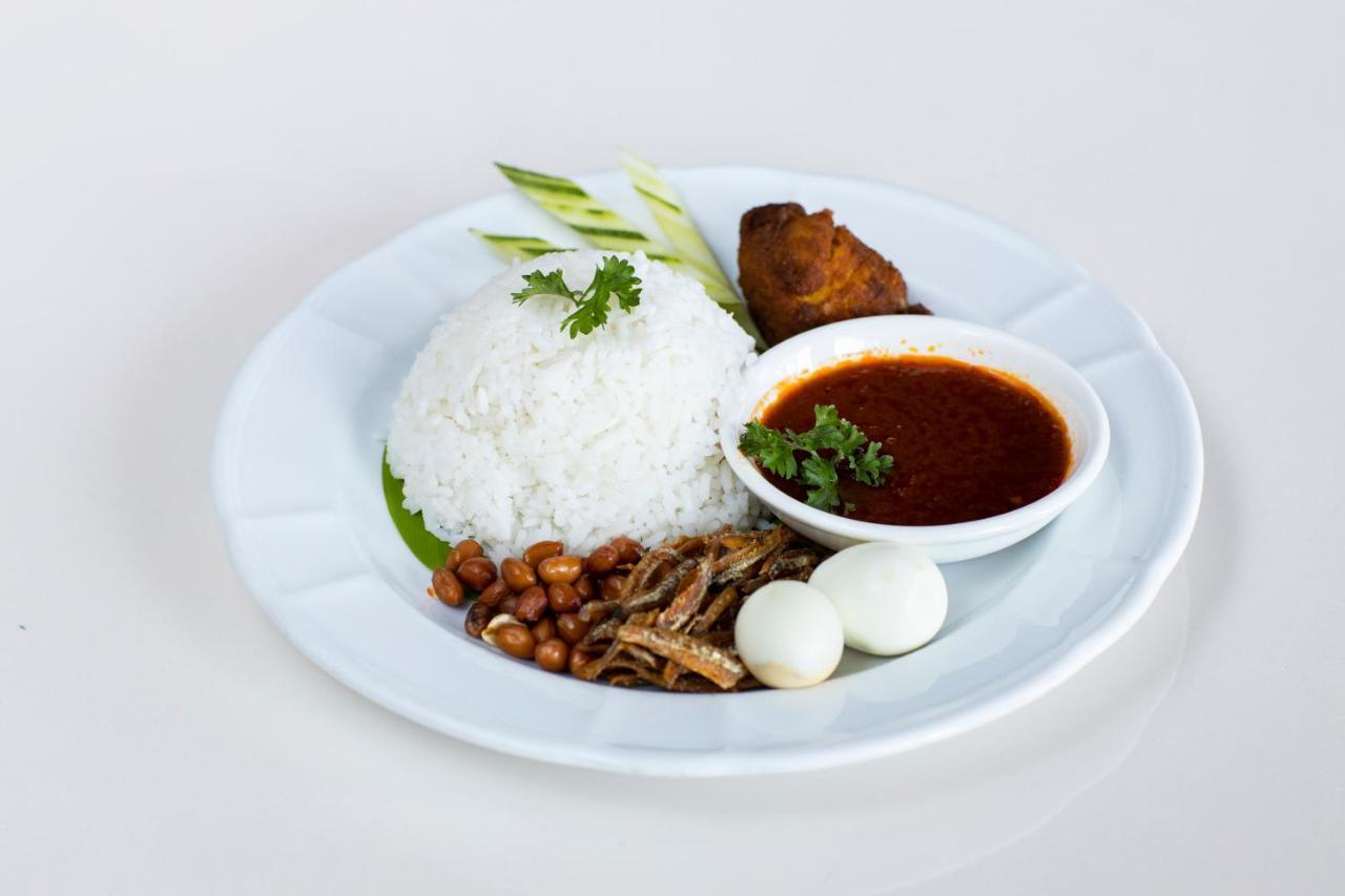 Tisha Langkawi Wellness Resort 珍南海滩 外观 照片